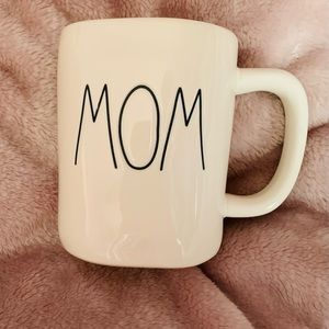 Rae Dunn Mug MOM Mug w Flowers on back and Pink inside
